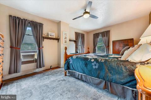 613 S Broad St, Lititz, PA 17543 photo 18
