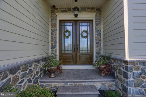 30 Station Stone Ln, Lititz, PA 17543 photo 3