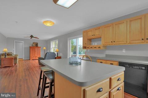 30 E Grant St, Lititz, PA 17543 photo 14