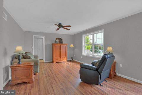 30 E Grant St, Lititz, PA 17543 photo 16