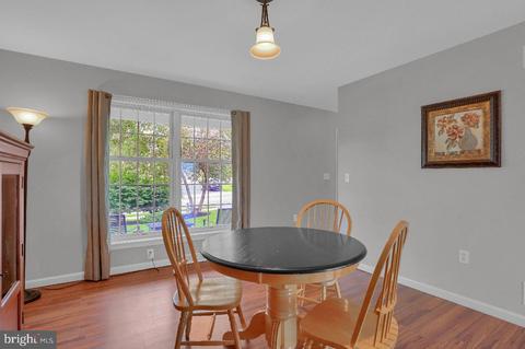 30 E Grant St, Lititz, PA 17543 photo 8