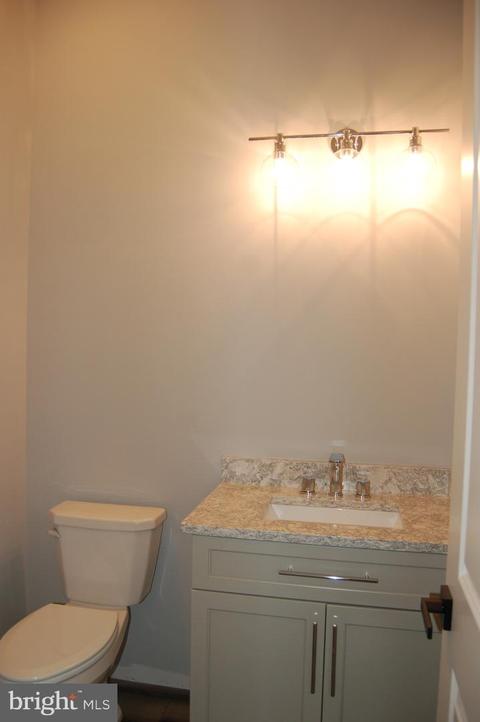717 Integrity Dr, Lititz, PA 17543 photo 9