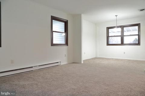 214 N Cedar St, Lititz, PA 17543 photo 18