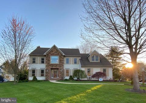 265 Buckfield Dr, Lititz, PA 17543 photo 1