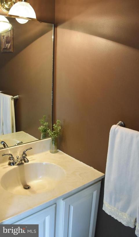 210 Joyce Dr, Lititz, PA 17543 photo 14