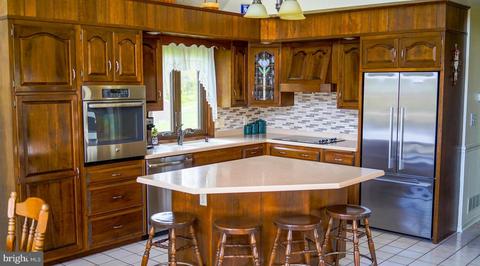 210 Joyce Dr, Lititz, PA 17543 photo 7