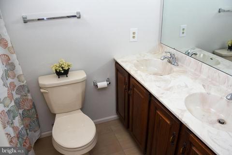 210 Joyce Dr, Lititz, PA 17543 photo 22