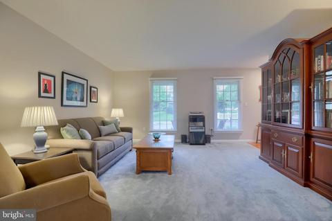 538 N Elm St, Lititz, PA 17543 photo 8