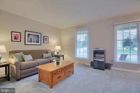 538 N Elm St, Lititz, PA 17543 photo 7