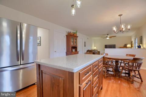538 N Elm St, Lititz, PA 17543 photo 18