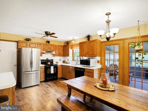 213 Ironstone Dr, Lititz, PA 17543 photo 9