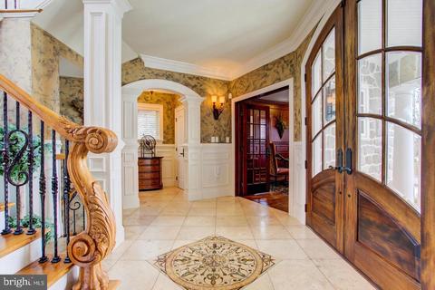 699 Goose Neck Dr, Lititz, PA 17543 photo 3