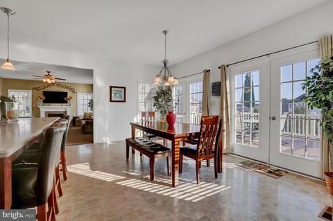 661 Warminster Ln, Lititz, PA 17543 photo 13