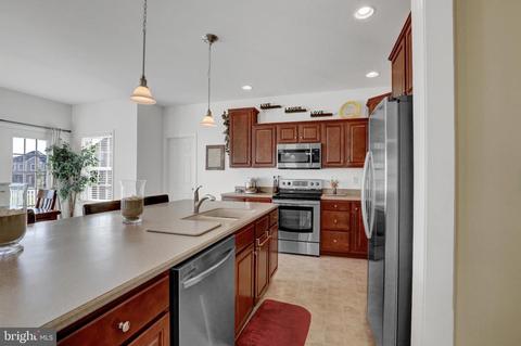 661 Warminster Ln, Lititz, PA 17543 photo 14