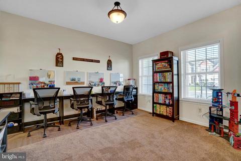 661 Warminster Ln, Lititz, PA 17543 photo 17
