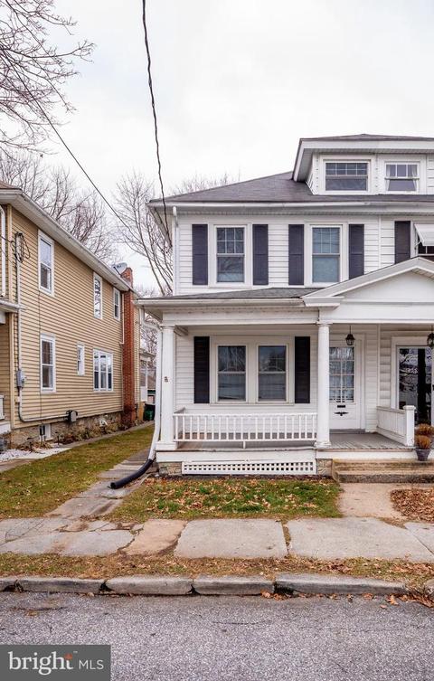 343 Front St, Lititz, PA 17543 photo 1