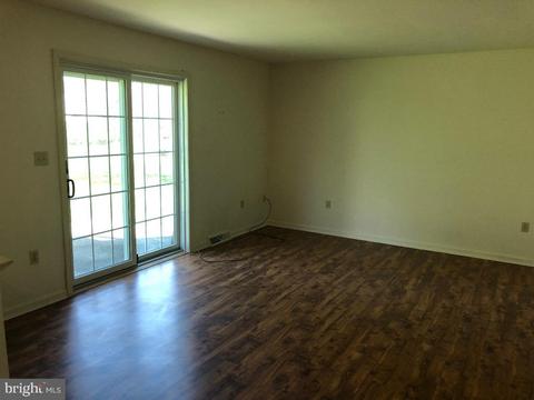 326 Partridge Dr, Lititz, PA 17543 photo 4