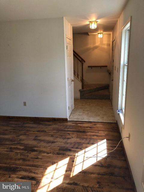326 Partridge Dr, Lititz, PA 17543 photo 3