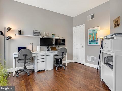 637 Warminster Ln, Lititz, PA 17543 photo 6