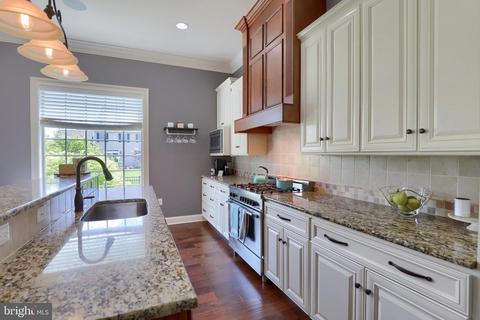 687 Warminster Ln, Lititz, PA 17543 photo 15