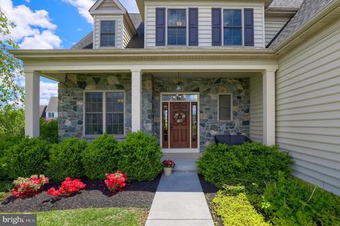 687 Warminster Ln, Lititz, PA 17543 photo 35