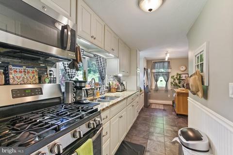 7 Zartman Mill Rd, Lititz, PA 17543 photo 6