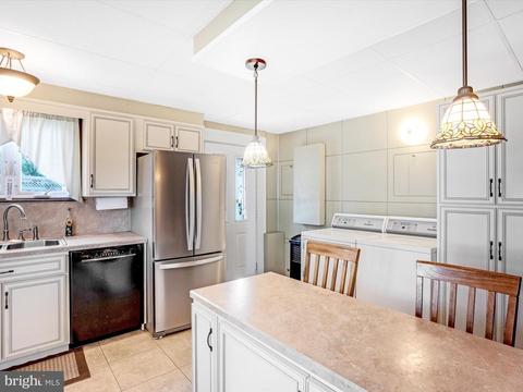 149 W Oregon Rd, Lititz, PA 17543 photo 6