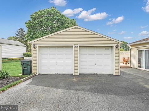 149 W Oregon Rd, Lititz, PA 17543 photo 25