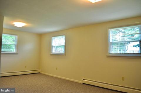 32 E Woods Dr, Lititz, PA 17543 photo 21