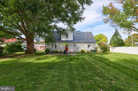 108 E 3rd Ave, Lititz, PA 17543 photo 35