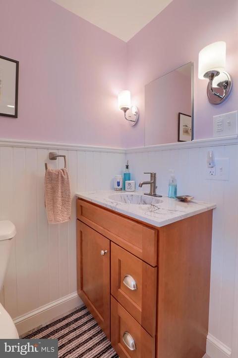 108 E 3rd Ave, Lititz, PA 17543 photo 21