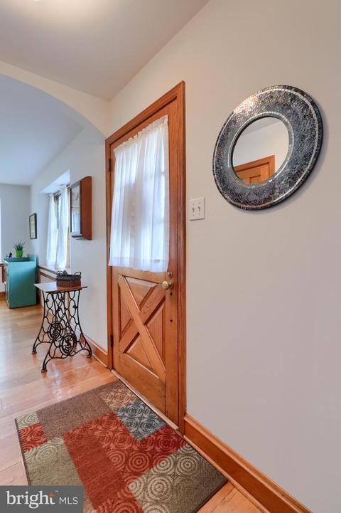 108 E 3rd Ave, Lititz, PA 17543 photo 5