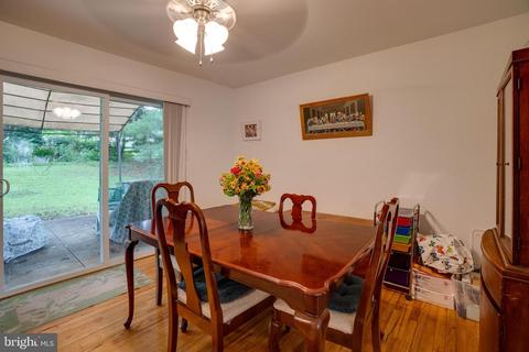 11 Pfautz Ave, Lititz, PA 17543 photo 14