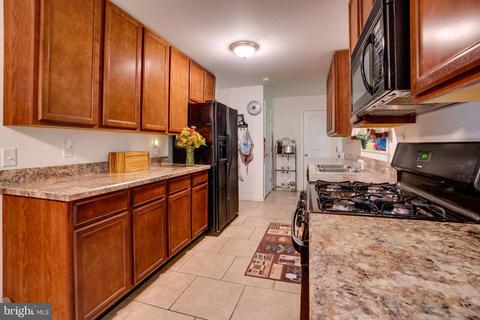 11 Pfautz Ave, Lititz, PA 17543 photo 13