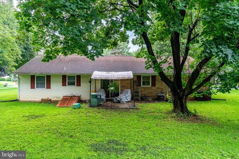 11 Pfautz Ave, Lititz, PA 17543 photo 8