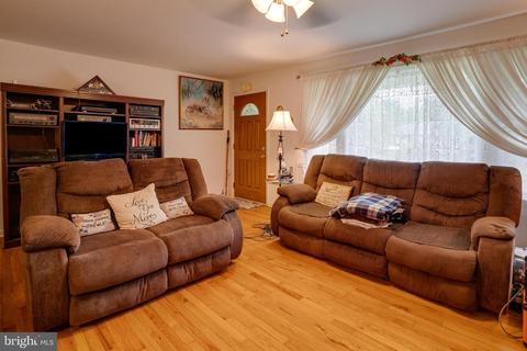 11 Pfautz Ave, Lititz, PA 17543 photo 11