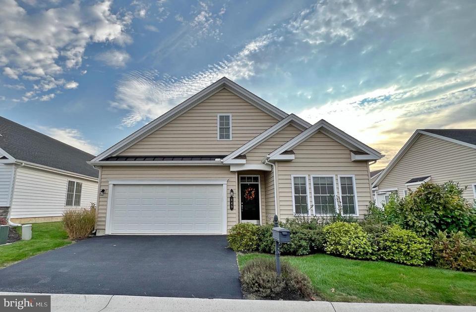 449 Patriots Way, Lititz, PA 17543 18 Photos MLS PALA2007060 Movoto