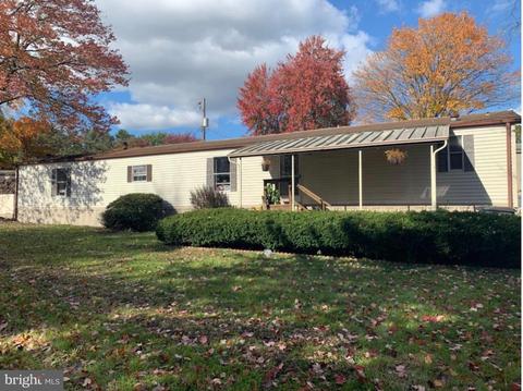 127 Weidler Ln, Lititz, PA 17543 photo 1