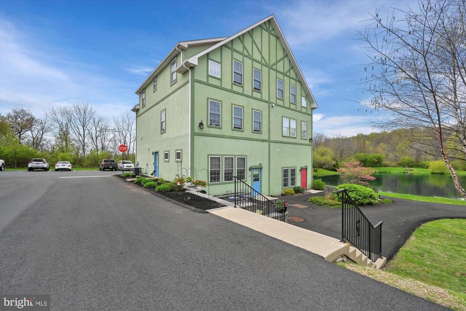 43 Bissenden Way, Adamstown, PA 19501 34 Photos MLS PALA2017240