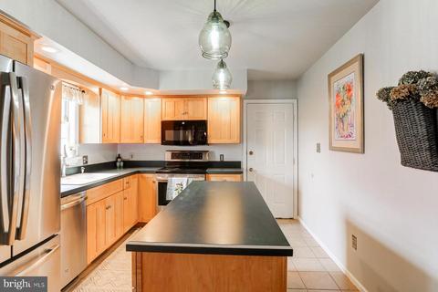 80 Arrowhead Dr, Lititz, PA 17543 photo 8