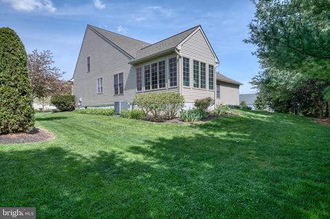 109 Hunters Xing, Lititz, PA 17543 photo 48