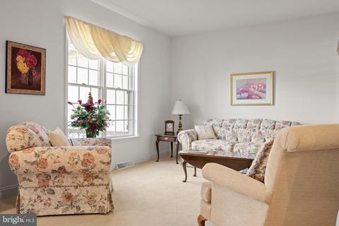109 Hunters Xing, Lititz, PA 17543 photo 8
