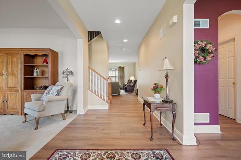 109 Hunters Xing, Lititz, PA 17543 photo 7