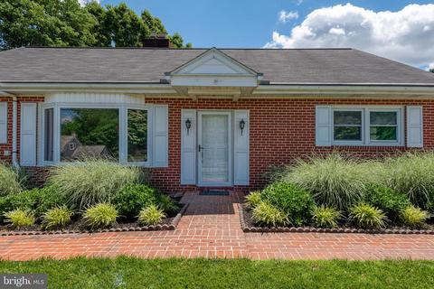 232 Owl Hill Rd, Lititz, PA 17543 photo 2