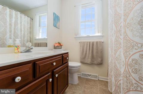 4 Canterbury Ct, Lititz, PA 17543 photo 36