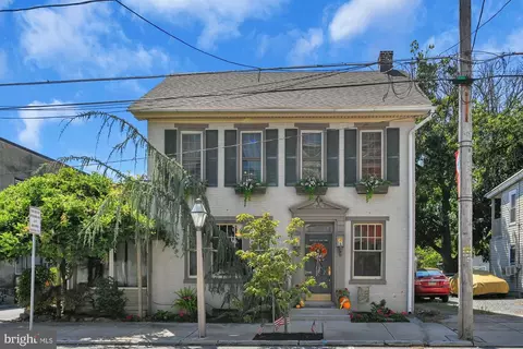 210 Main St, Denver, PA 17517