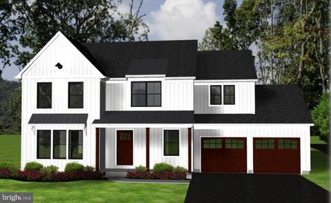 62 E Mohler Church Rd, Ephrata, PA 17522