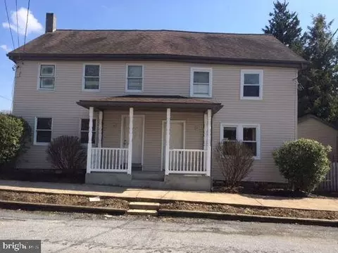 31 E High St, Marietta, PA 17547