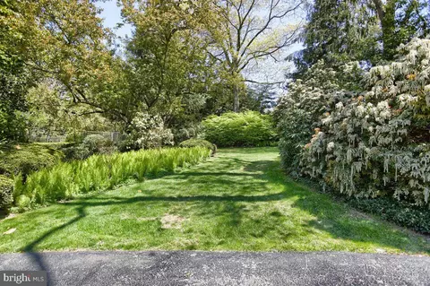 1511 Ridge Rd, Lancaster, PA 17603