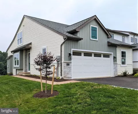4325 Heather Ln #63, Columbia, PA 17512